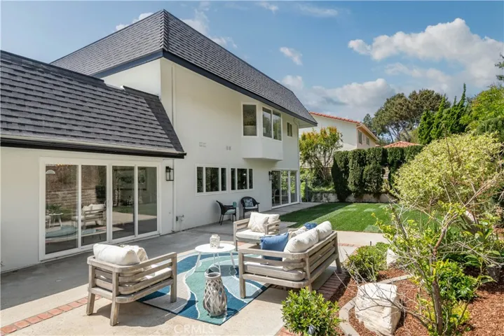 30240 Calle De Suenos, Rancho Palos Verdes, California 90275