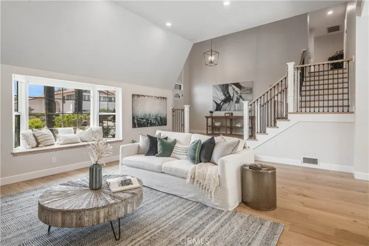 30240 Calle De Suenos, Rancho Palos Verdes, California 90275