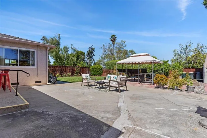 4614 Royal Garden Place, San Jose, California 95136