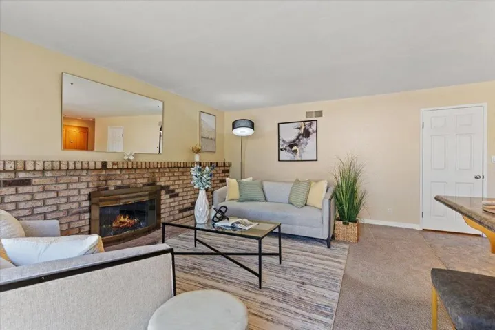 4614 Royal Garden Place, San Jose, California 95136