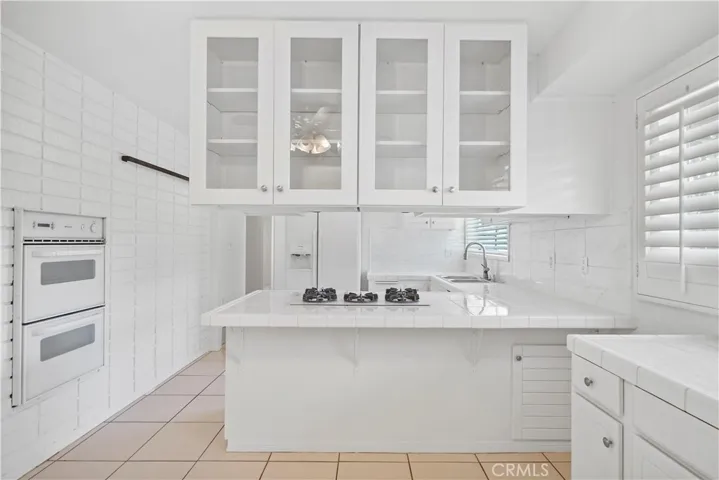16433 Romar Street, North Hills, California 91343