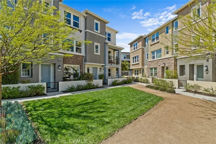 340 Adela, Lake Forest, California 92630