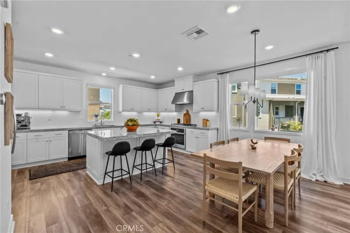 340 Adela, Lake Forest, California 92630