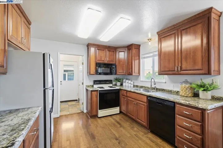 6869 Sunnyslope Ave, Castro Valley, California 94552