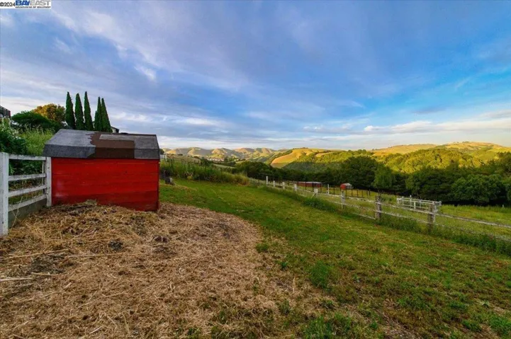 6869 Sunnyslope Ave, Castro Valley, California 94552