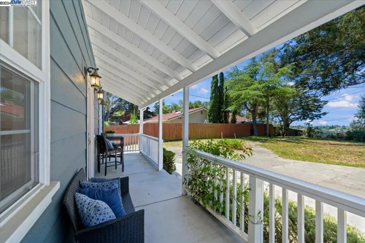 6869 Sunnyslope Ave, Castro Valley, California 94552