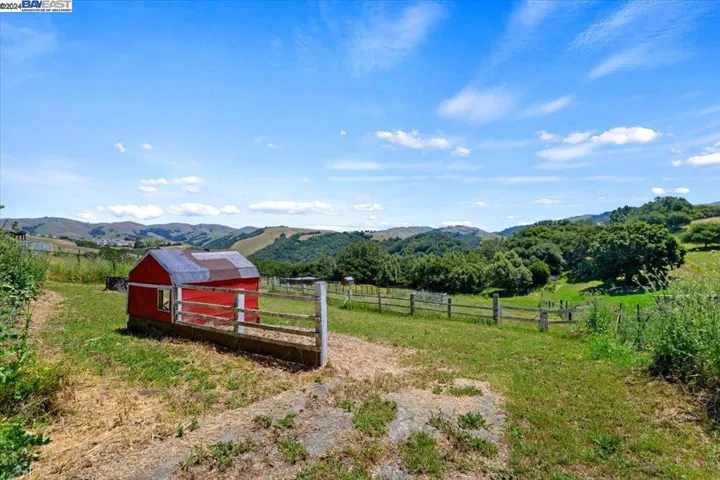 6869 Sunnyslope Ave, Castro Valley, California 94552