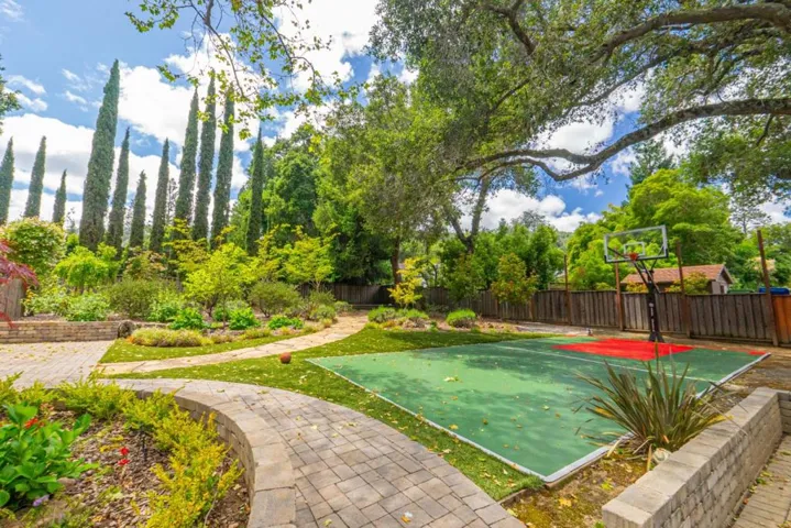 15090 Park Drive, Saratoga, California 95070