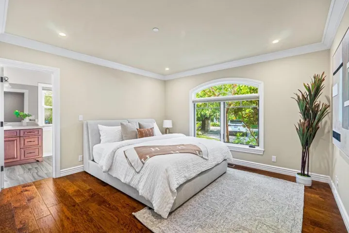 15090 Park Drive, Saratoga, California 95070