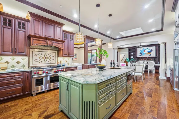 15090 Park Drive, Saratoga, California 95070