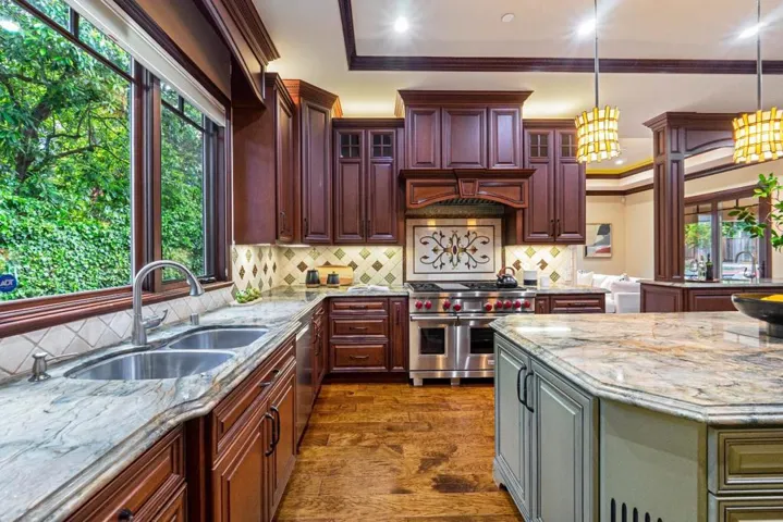 15090 Park Drive, Saratoga, California 95070