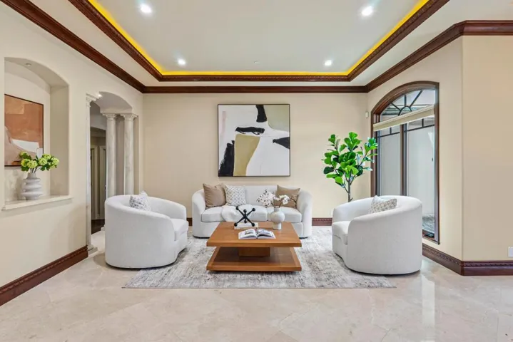 15090 Park Drive, Saratoga, California 95070