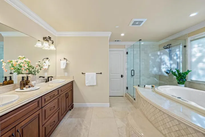 15090 Park Drive, Saratoga, California 95070