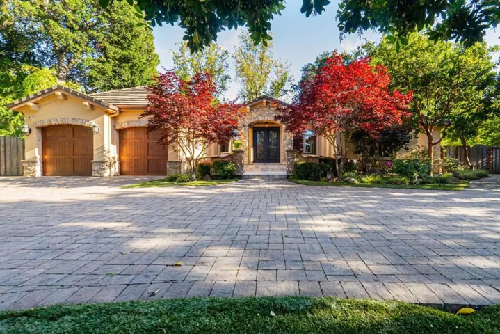 15090 Park Drive, Saratoga, California 95070