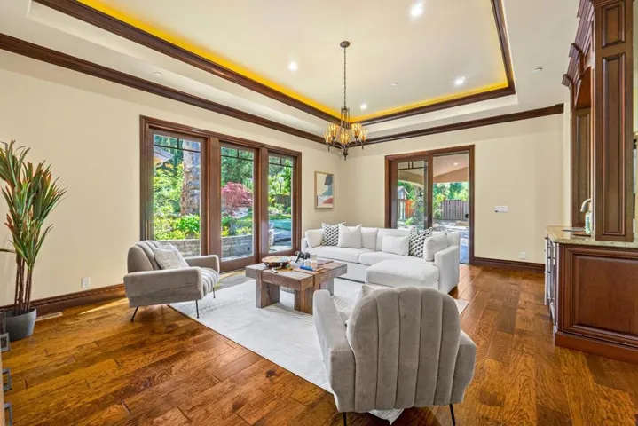 15090 Park Drive, Saratoga, California 95070