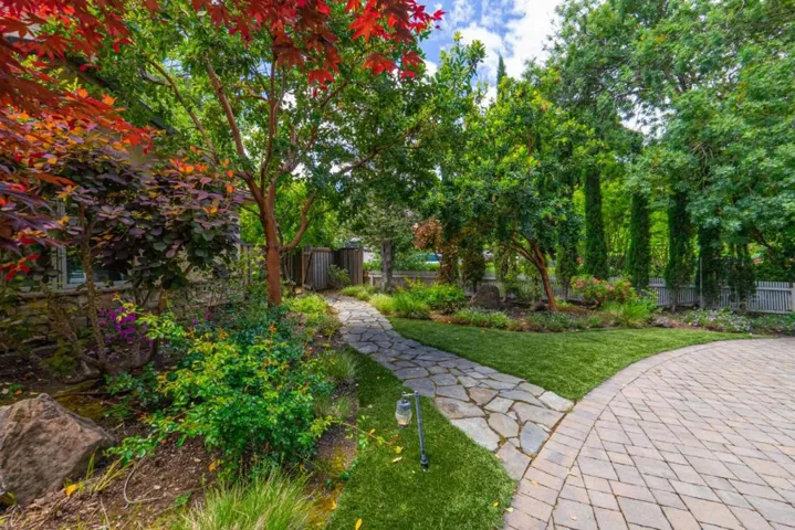 15090 Park Drive, Saratoga, California 95070