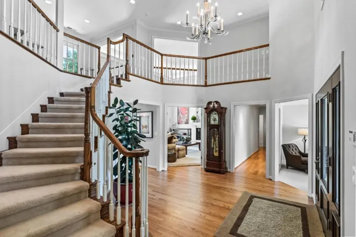 21847 Villa Oaks Lane, Saratoga, California 95070