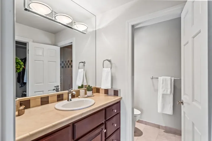 21847 Villa Oaks Lane, Saratoga, California 95070