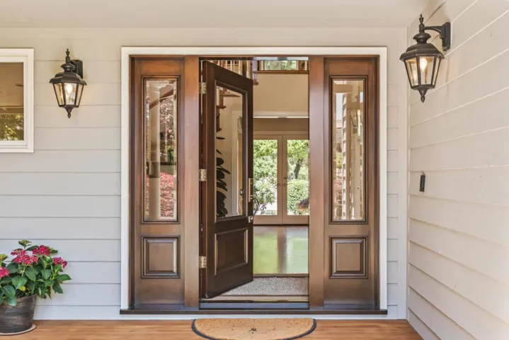 21847 Villa Oaks Lane, Saratoga, California 95070