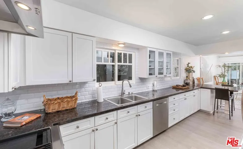 1951 N Beverly Drive, Beverly Hills, California 90210