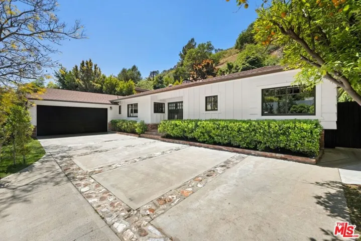 1951 N Beverly Drive, Beverly Hills, California 90210