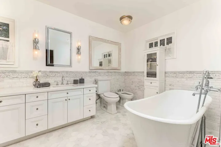 1951 N Beverly Drive, Beverly Hills, California 90210