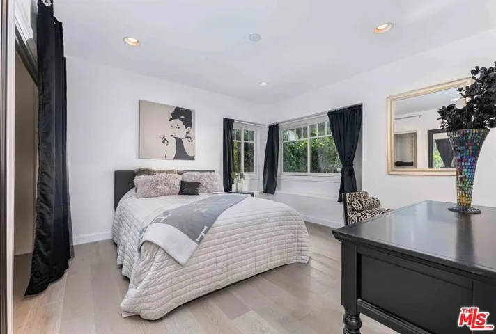 1951 N Beverly Drive, Beverly Hills, California 90210