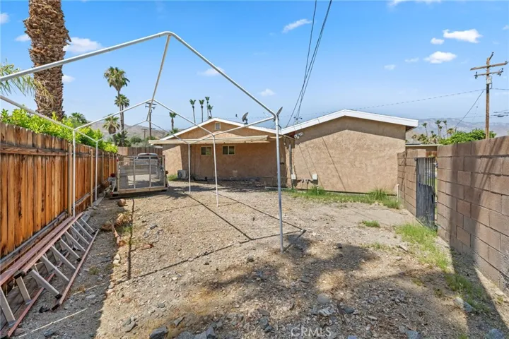 38325 Chuperosa Lane, Cathedral City, California 92234