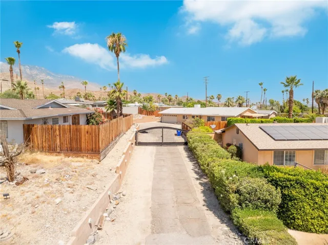 38325 Chuperosa Lane, Cathedral City, California 92234