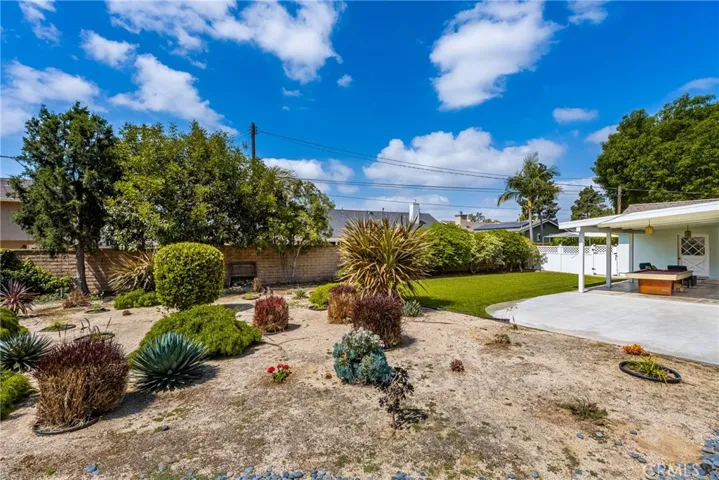 1832 Windsor Lane, Santa Ana, California 92705