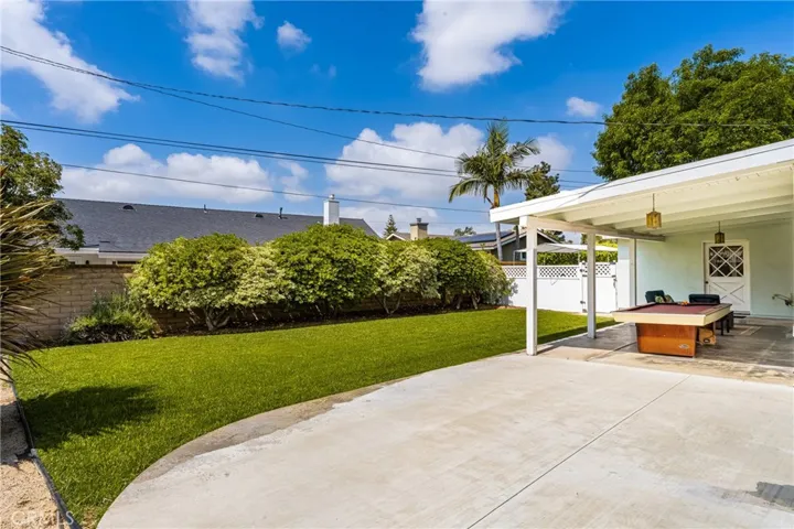 1832 Windsor Lane, Santa Ana, California 92705