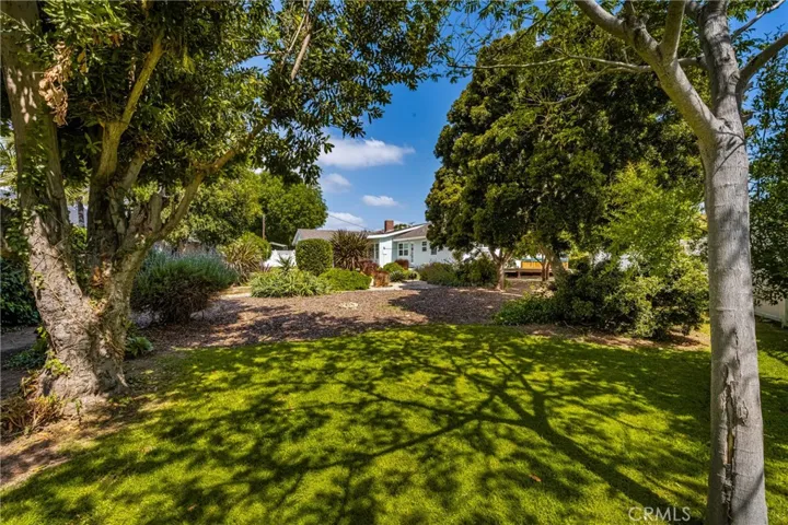 1832 Windsor Lane, Santa Ana, California 92705