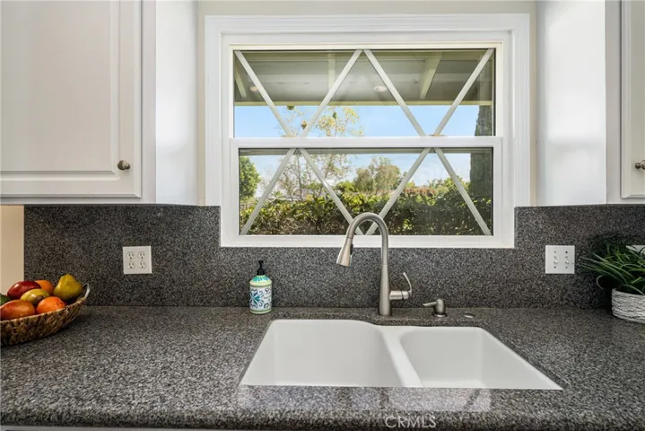 1832 Windsor Lane, Santa Ana, California 92705