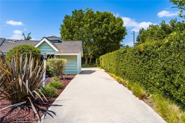 1832 Windsor Lane, Santa Ana, California 92705