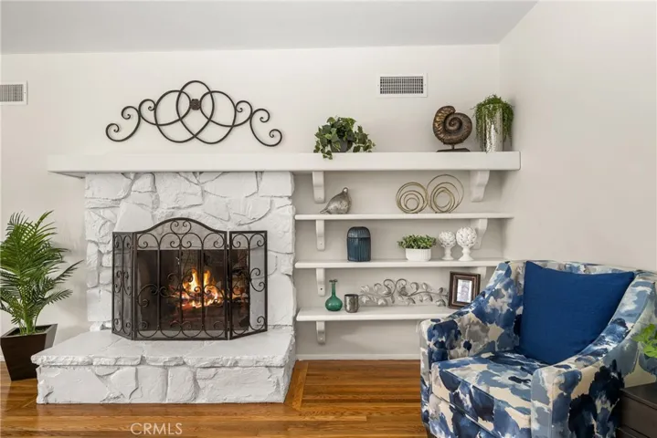 1832 Windsor Lane, Santa Ana, California 92705