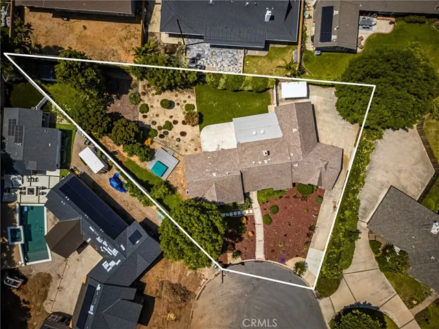 1832 Windsor Lane, Santa Ana, California 92705
