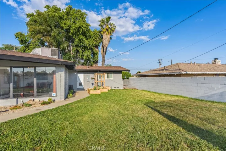 1292 N Acacia Avenue, Rialto, California 92376