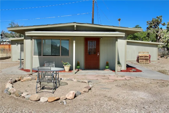 7054 Mohawk Trail, Yucca Valley, California 92284