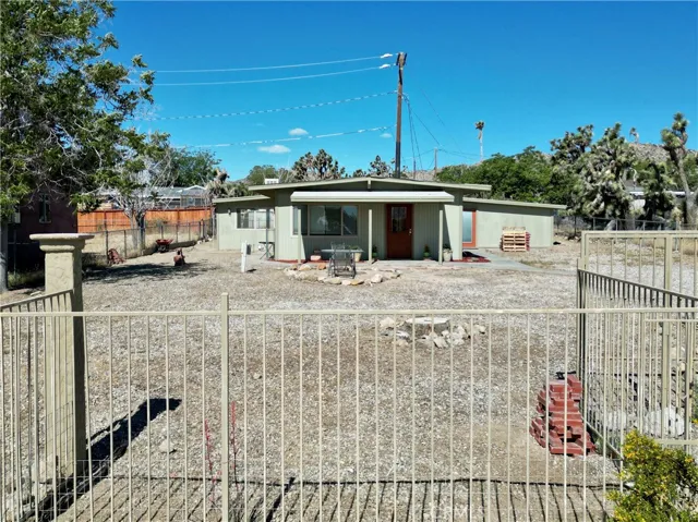 7054 Mohawk Trail, Yucca Valley, California 92284