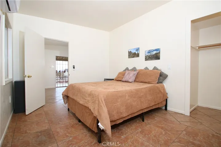 7054 Mohawk Trail, Yucca Valley, California 92284