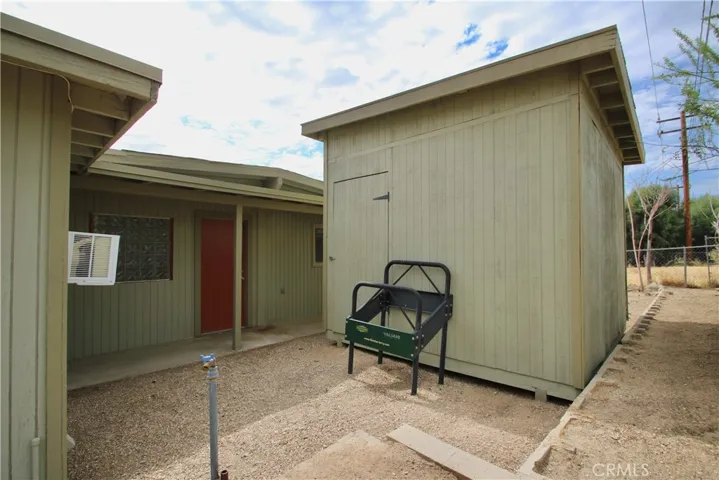 7054 Mohawk Trail, Yucca Valley, California 92284