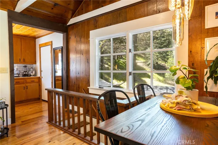 25214 Scenic View Drive, Crestline, California 92325