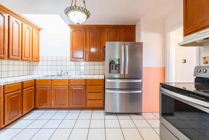 1315 Keith Street, San Francisco, California 94124