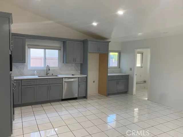 7029 Willowtree Drive, Rancho Palos Verdes, California 90275