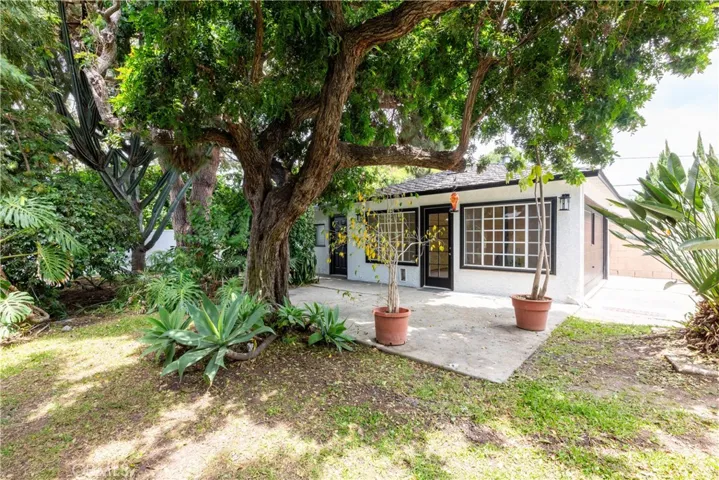419 E 46th Street, Long Beach, California 90807