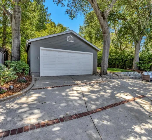20540 Komina Avenue, Saratoga, California 95070