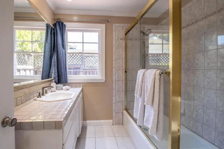 20540 Komina Avenue, Saratoga, California 95070