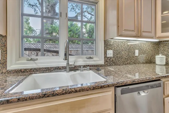 20540 Komina Avenue, Saratoga, California 95070