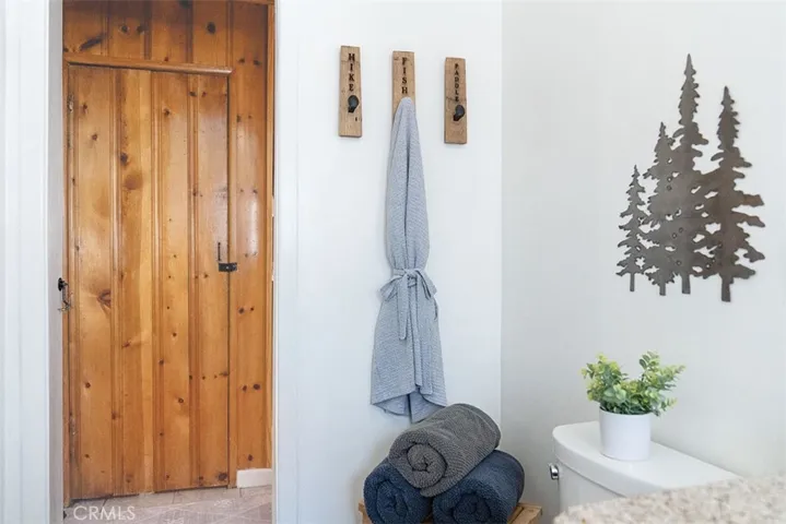 39177 Robin Road, Big Bear Lake, California 92315