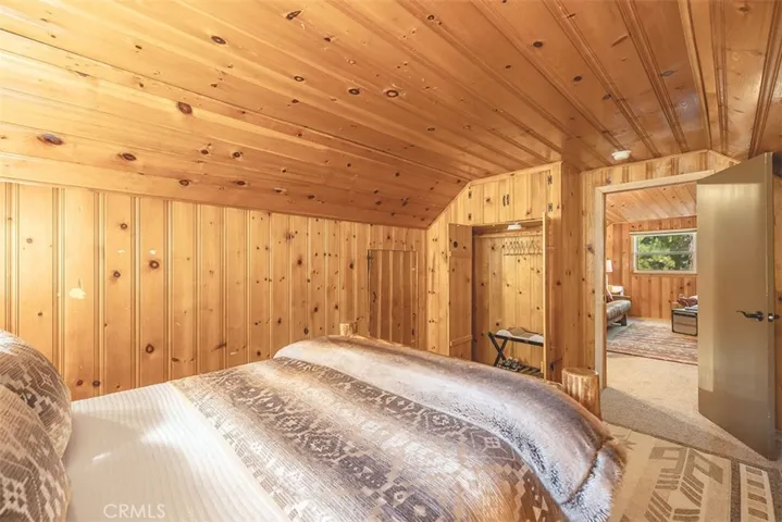 39177 Robin Road, Big Bear Lake, California 92315